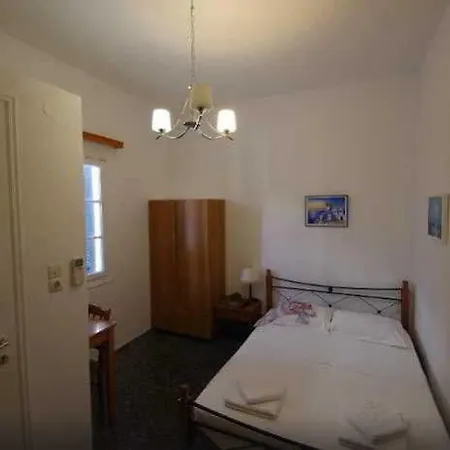 埃莱尼公寓酒店 Mykonos Town