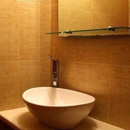 Eleni Guest house