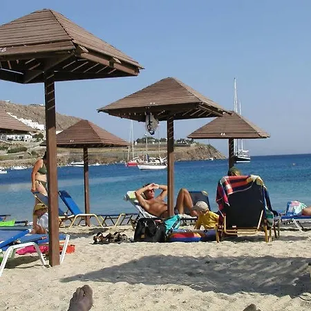 スタジオ エレニ ゲストハウス